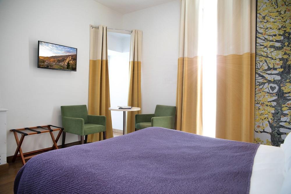 Hotel La Ferme De Bourran Rodez - Parking Prive Gratuit Экстерьер фото